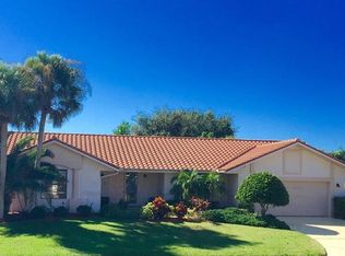 235 Lookout Point Dr, Osprey, FL 34229