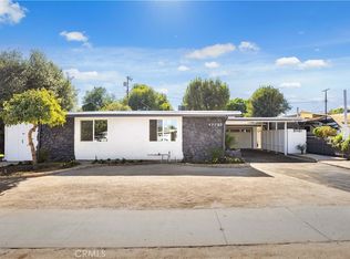 17750 Hemmingway St, Reseda, CA 91335