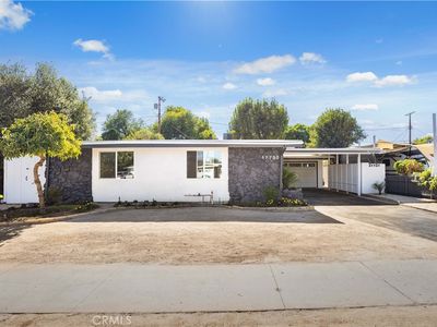 17750 Hemmingway St, Reseda, CA, 91335