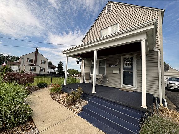 3rd image of 2119 Walnut Dr