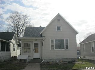 201 Fayette St, Clinton, IA 52732