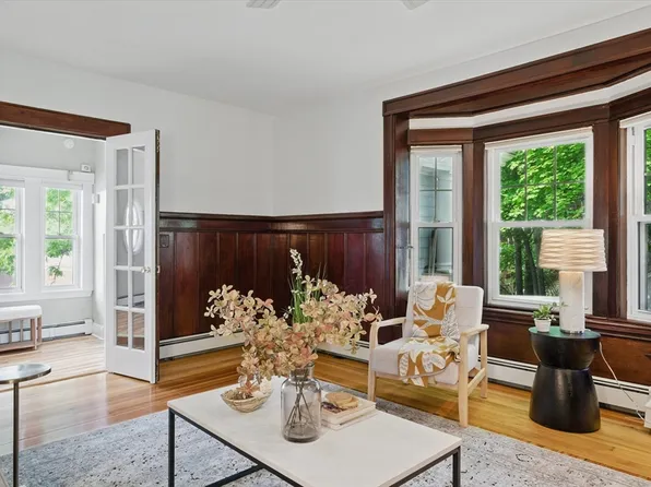 7 Leamington Rd #2, Brighton, MA 02135