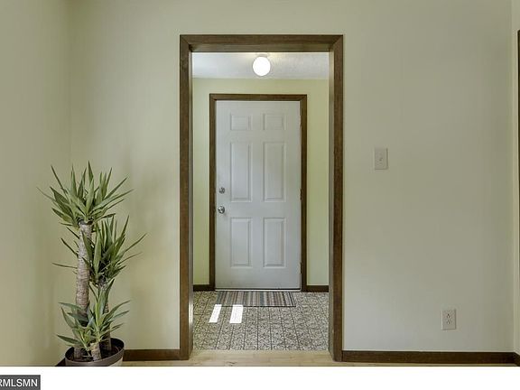 3rd image of 3501 McKinley St NE