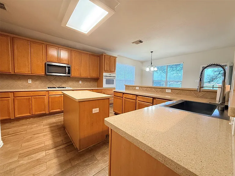 2144 Brittany Colony Dr — Photo 11