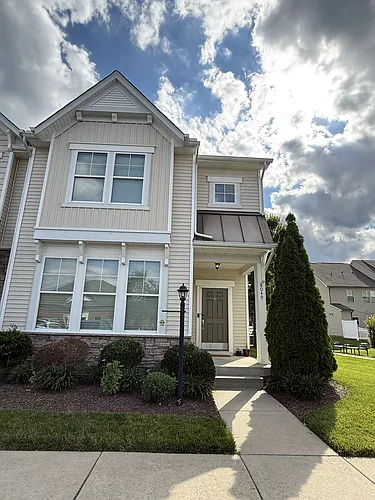 8049 Ellendale Dr #1 Photo 1