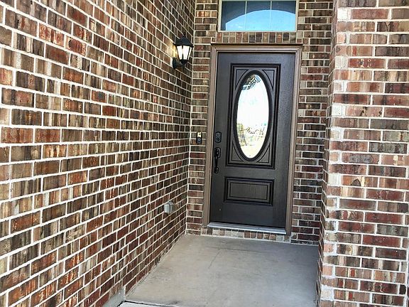 2nd image of 218 Meadowlands Dr