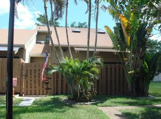 8026 SW 21st Ct, Davie, FL 33324