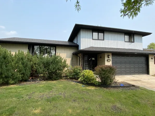 313 S Blackstone Ave, Glenwood, IL 60425