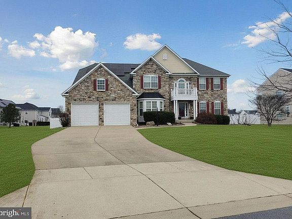 2nd image of 7406 White Plains Ln