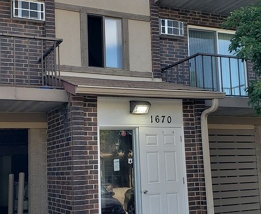 2nd image of 1670 Kiowa Dr APT 202