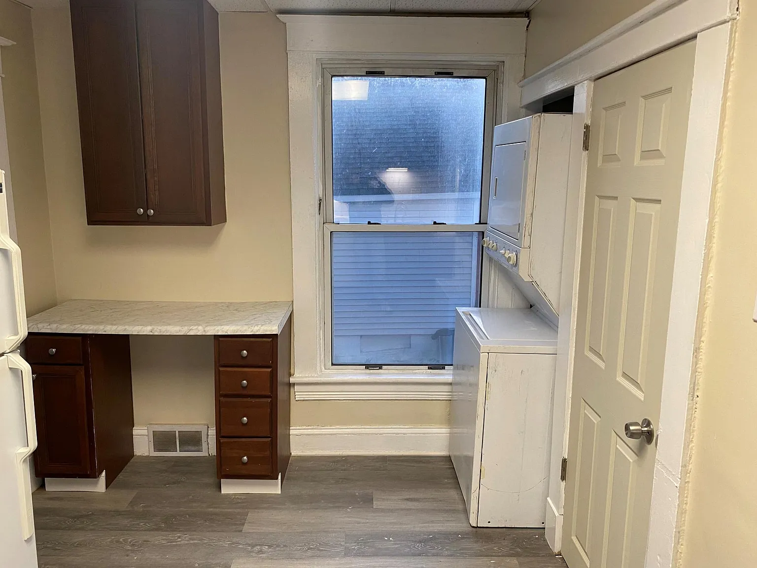 1030 Sibley St NW — Photo 4