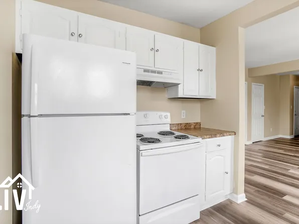 %50 Off First Month's Rent! 2 Bed, 1 Bath Pet-Friendly Apartments!, 1317 Main St, Anderson, IN 46016