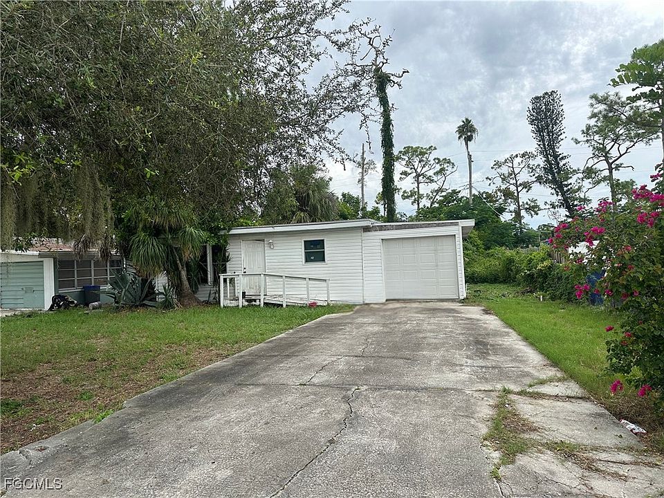 2nd image of 5424 8th Ave