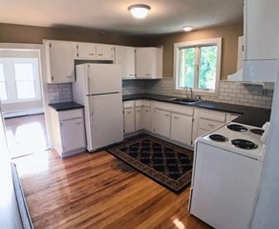 1st image of 551 Essex Ave APT 1