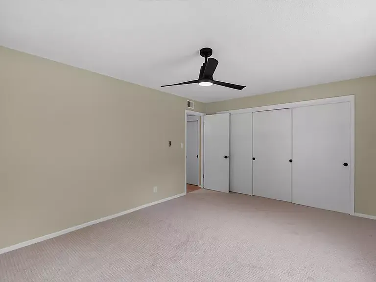 2101 Chateau Ct #106 — Photo 15