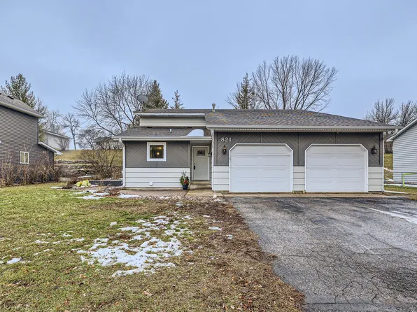 821 E Forest St, Belle Plaine, MN 56011