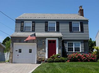 32 Highfield Ln, Rutherford, NJ 07070