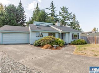 2438 W 12th St, Port Angeles, WA 98363