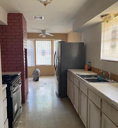 4th image of 9770 W Wheaton Cir