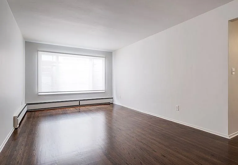 2000 Greenwich St #9 — Photo 15