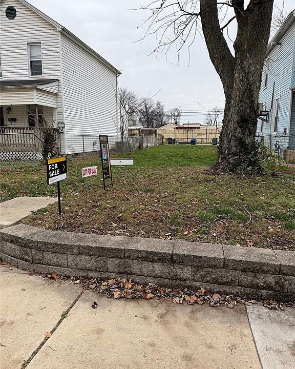 1st image of 625 Benton St