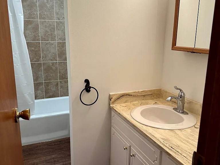1 Florentine Ct — Photo 12