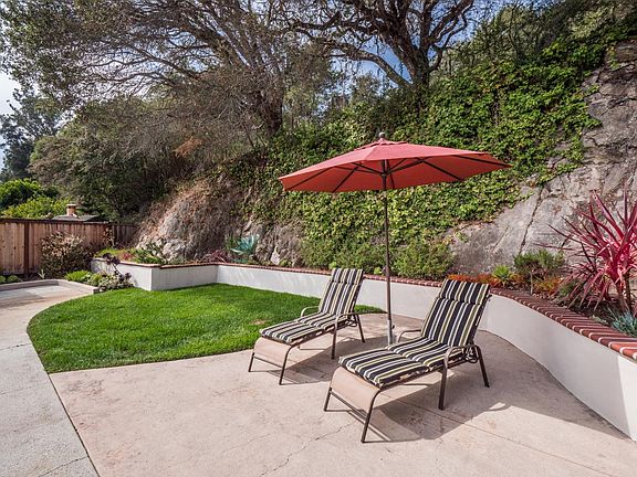 3rd image of 109 Paseo Del Mar