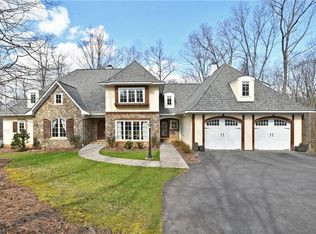 905 Buttonwood Ct, Winston Salem, NC 27104