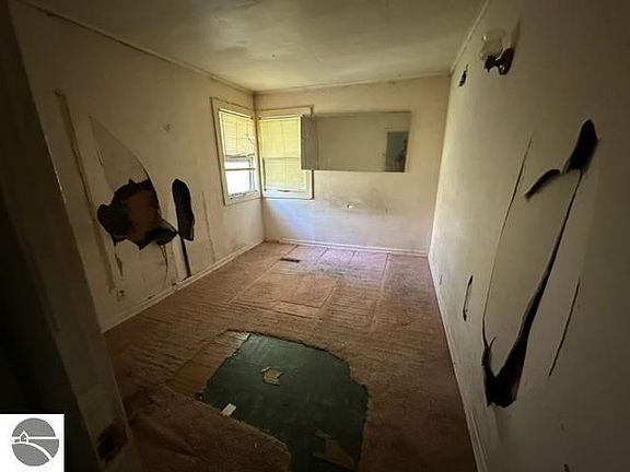3rd image of 200 N Case St
