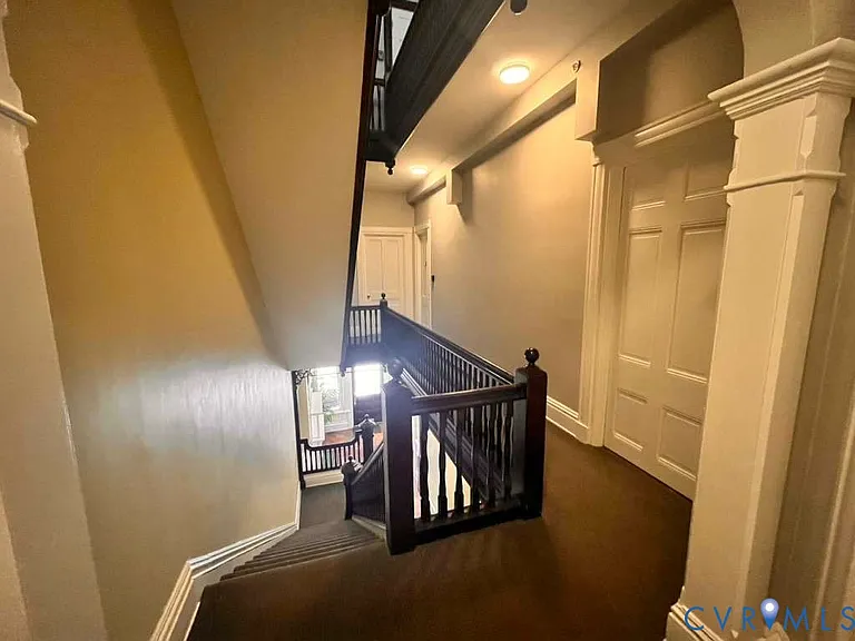 18 W Franklin St #4 — Photo 11