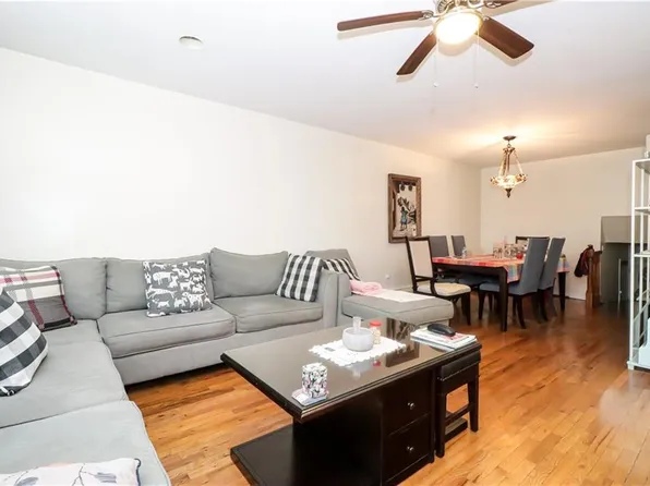 923 East 85th Street image 16 of 21