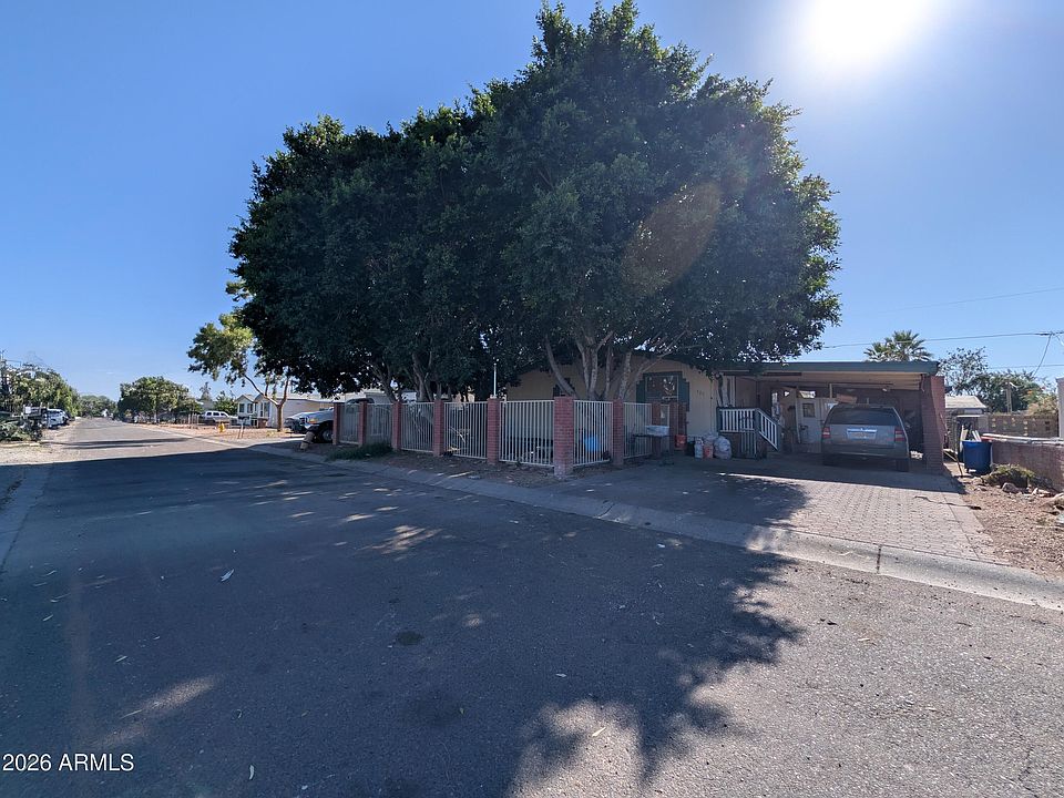 1st image of 520 S CRISMON Road