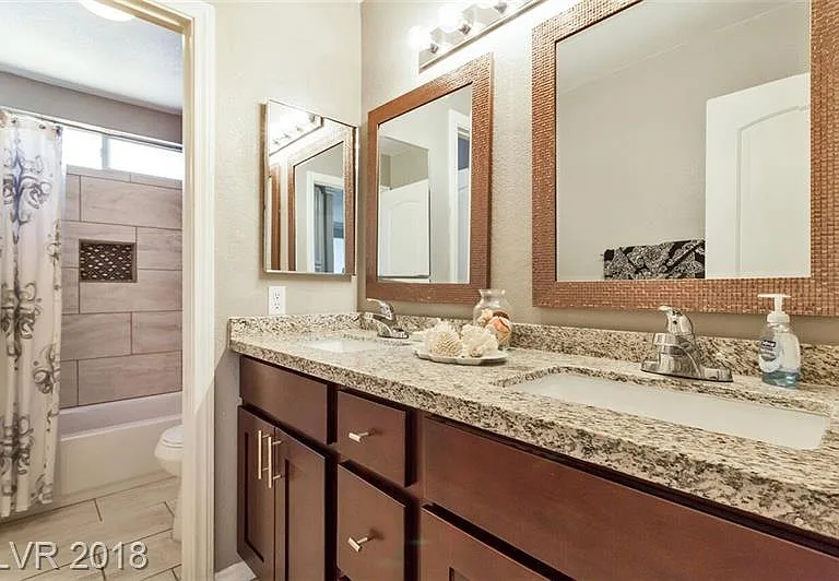 Second full Bathroom.