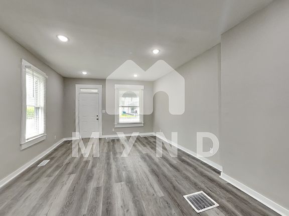 4th image of 1812 W Morris St Unit 2