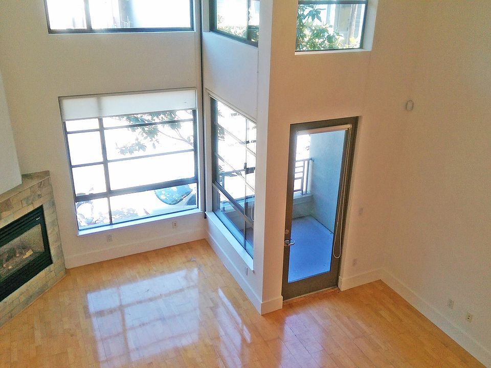 1st image of 700 Illinois St Unit 109