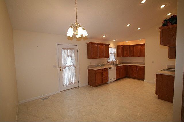 1st image of 412 Alfalfa Ln