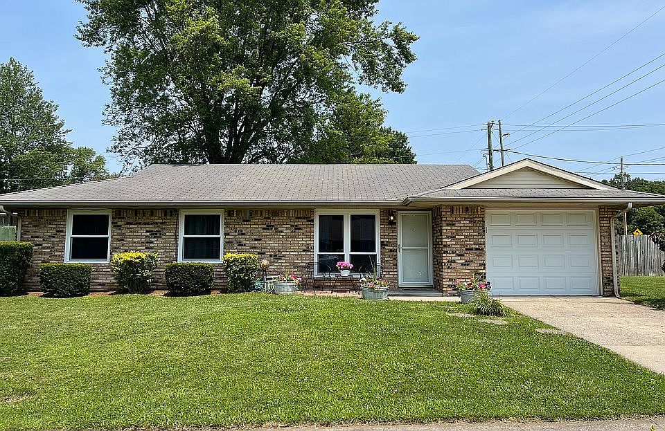 1st image of 3714 Candy Cane Dr
