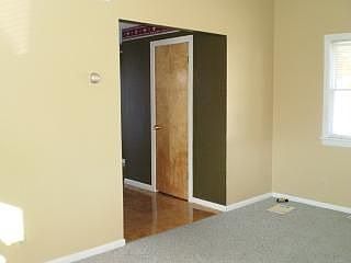 5th image of 230 W Evers Ave