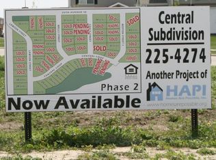 1826 Central Loop, Aberdeen, SD 57401