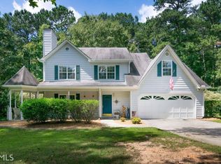 4725 Rabbit Farm Rd, Loganville, GA 30052