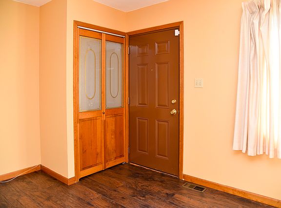 4th image of 12442 Wood