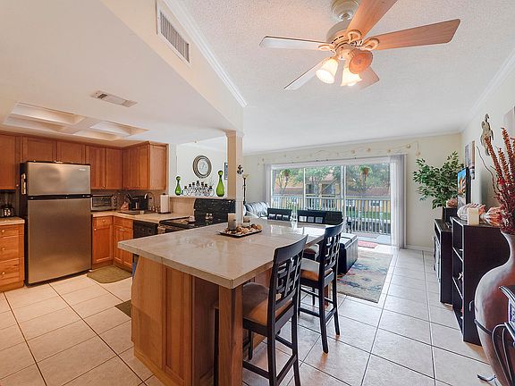 4th image of 120 Lehane Ter APT 211