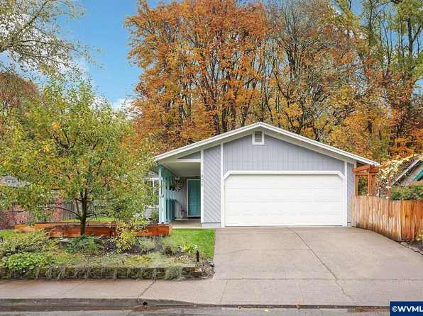 1809 SE Bethel St, Corvallis, OR 97333