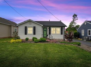 821 Nutwood St, Bowling Green, KY 42103