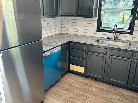 3rd image of 812 N 6th St #812