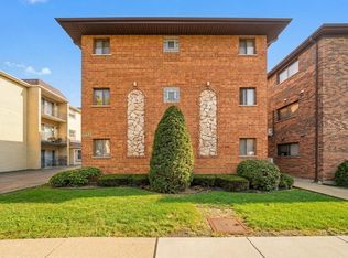 5973 N Northwest Hwy APT 2C, Chicago, IL 60631