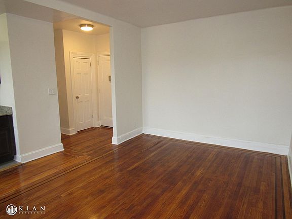 5th image of 15110 35th Ave APT 1B