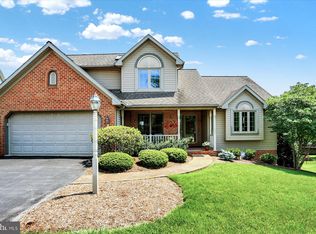 934 Hillside Ave, Elizabethtown, PA 17022