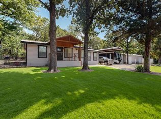 2895 Honey Bee Ln, Wills Pt, TX 75169