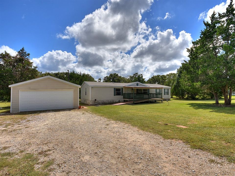 1st image of 195 Sunny Oaks Dr